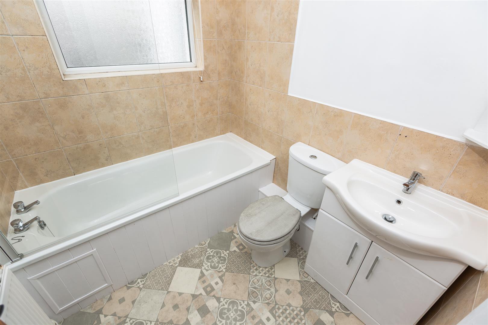 Robert Street, Manselton, Swansea, SA5 9NA